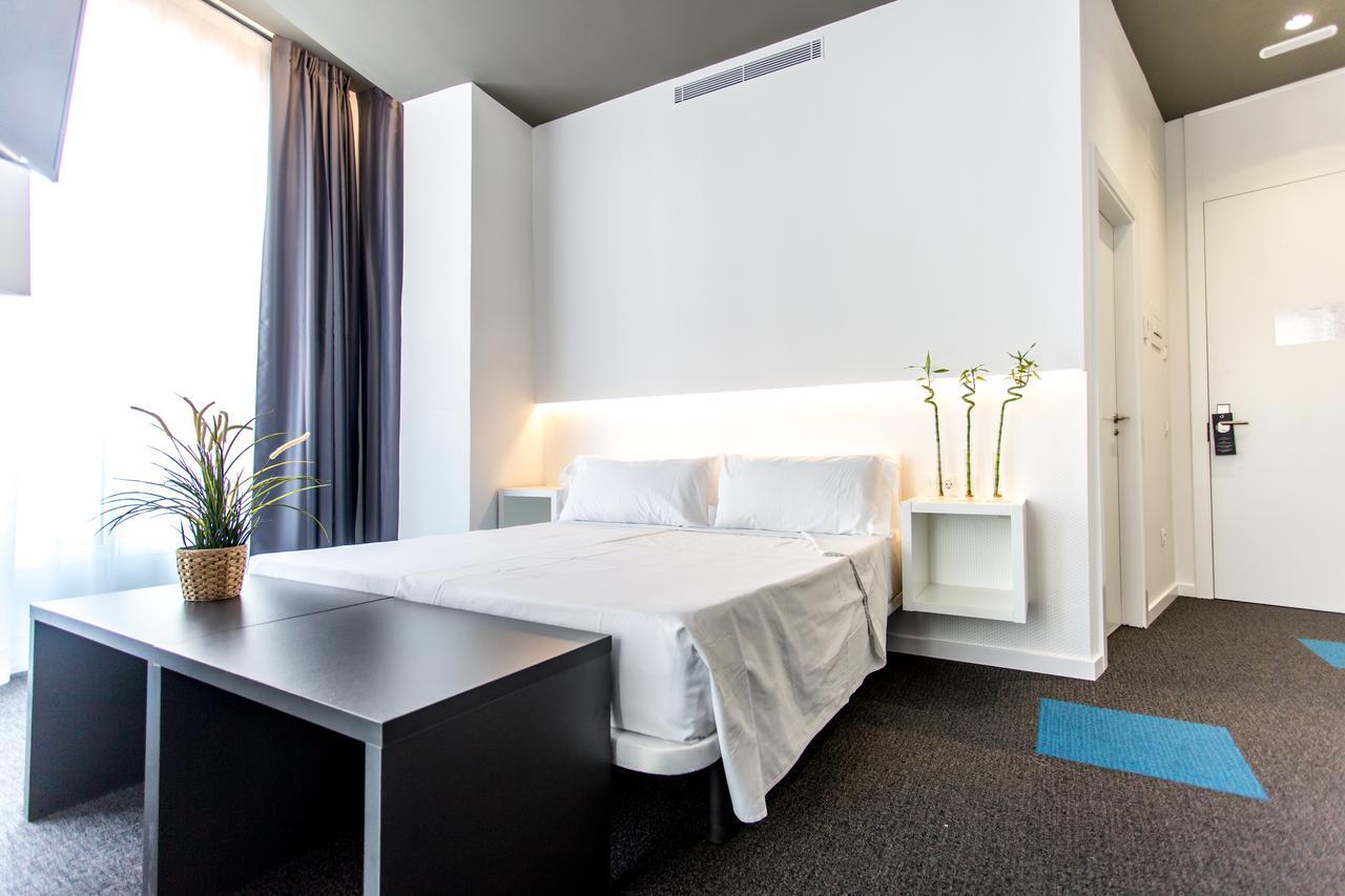 Boutique Creative Rooms Valence Extérieur photo